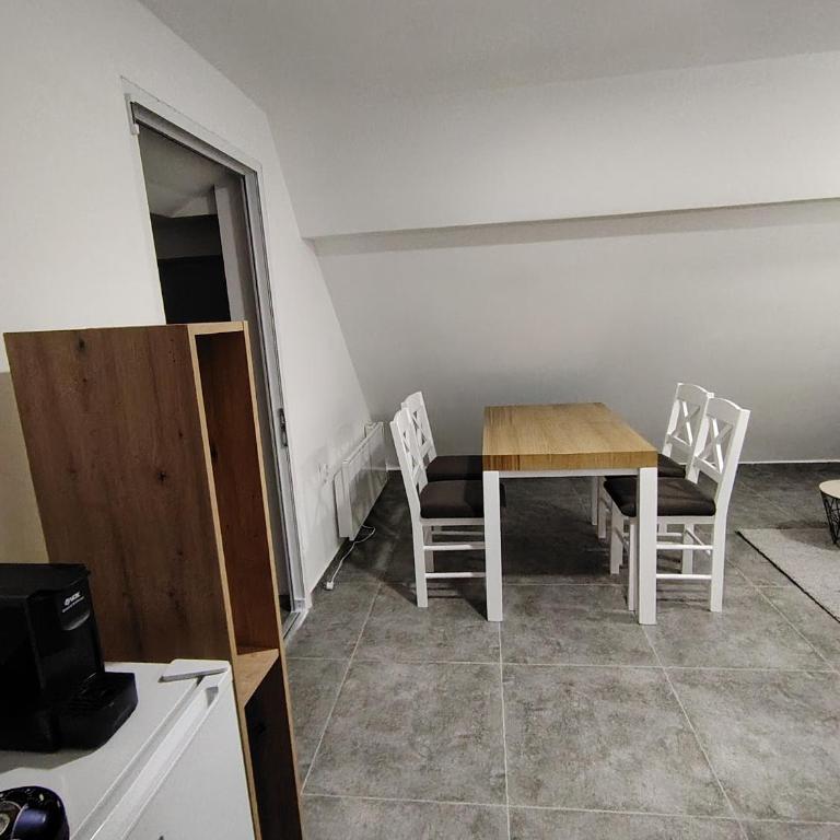 Everblue Chalet Kopaonik - One-Bedroom Apartment with Terrace - 13