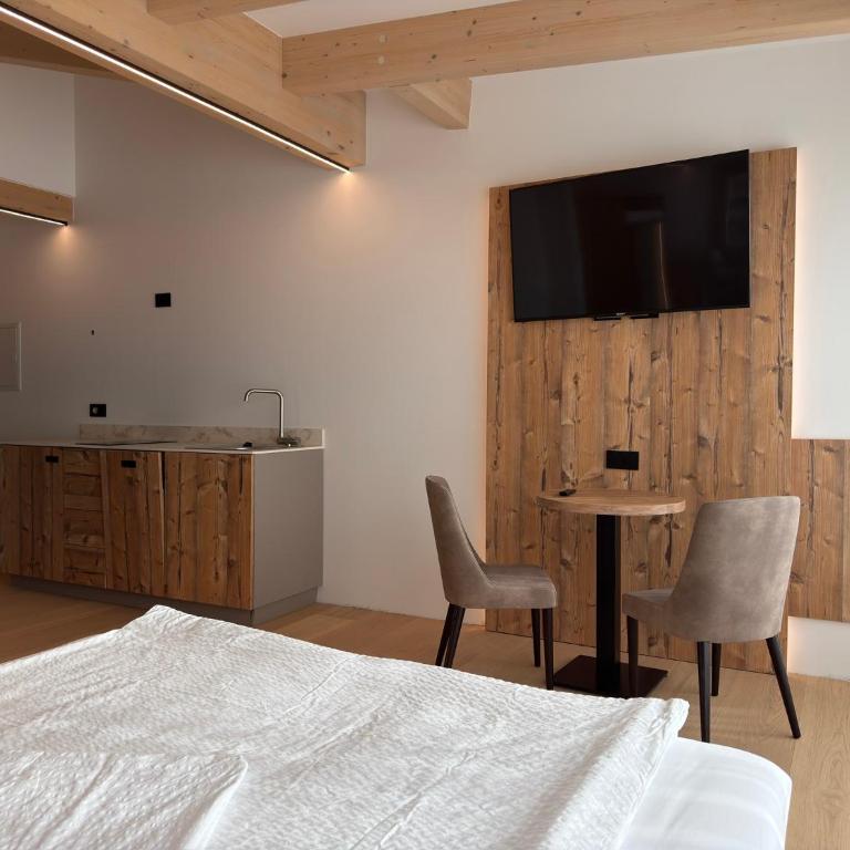 Liz Hotel & Apartments - Junior Suite Deluxe - 1