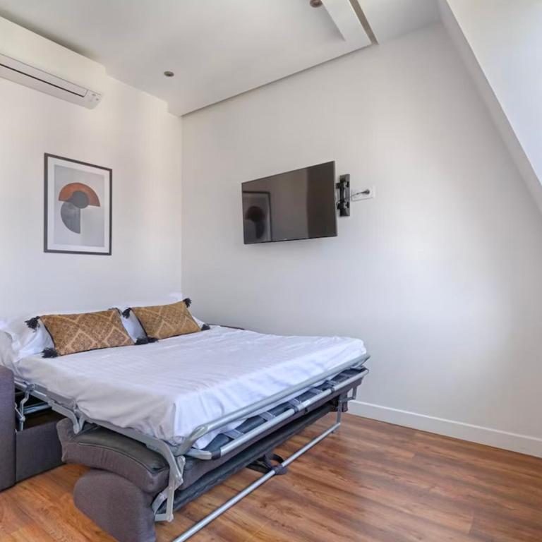 UrbanFlat 211 - Large Studio for 4 in the center of Paris - Studio - 17