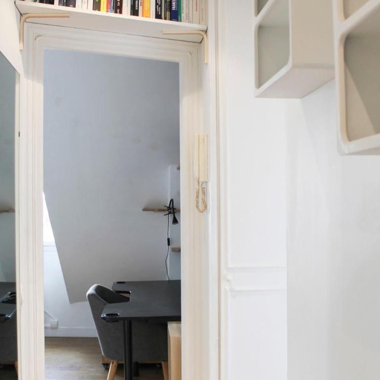 Bright Parisian escape with breathtaking views - Appartement - 24