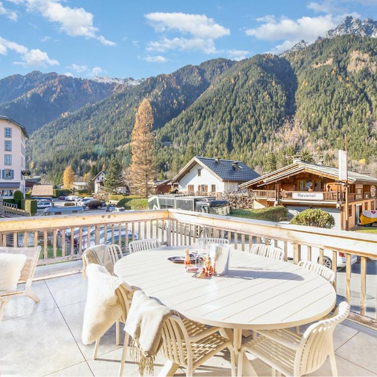 Chalet Scandinave - Ski-in out Piste Flegere - Next to Golf - By Cozee Rentals - Chalet - 1