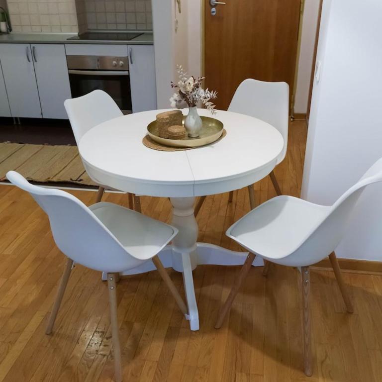 Belgrade Oasis - One-Bedroom Apartment - 9