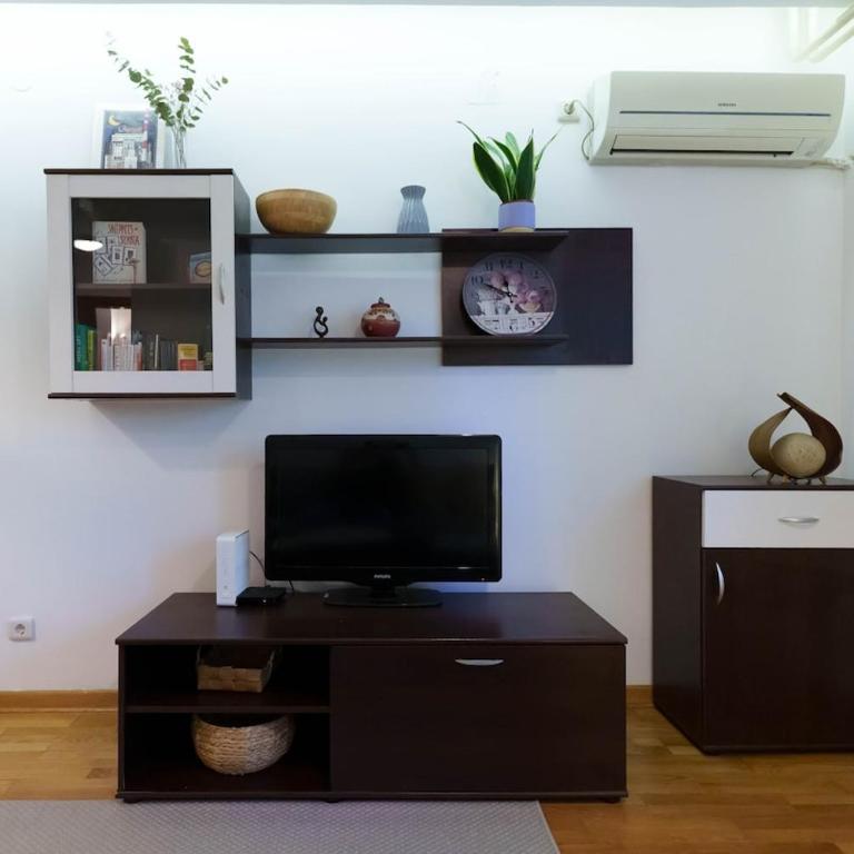 Belgrade Oasis - One-Bedroom Apartment - 15