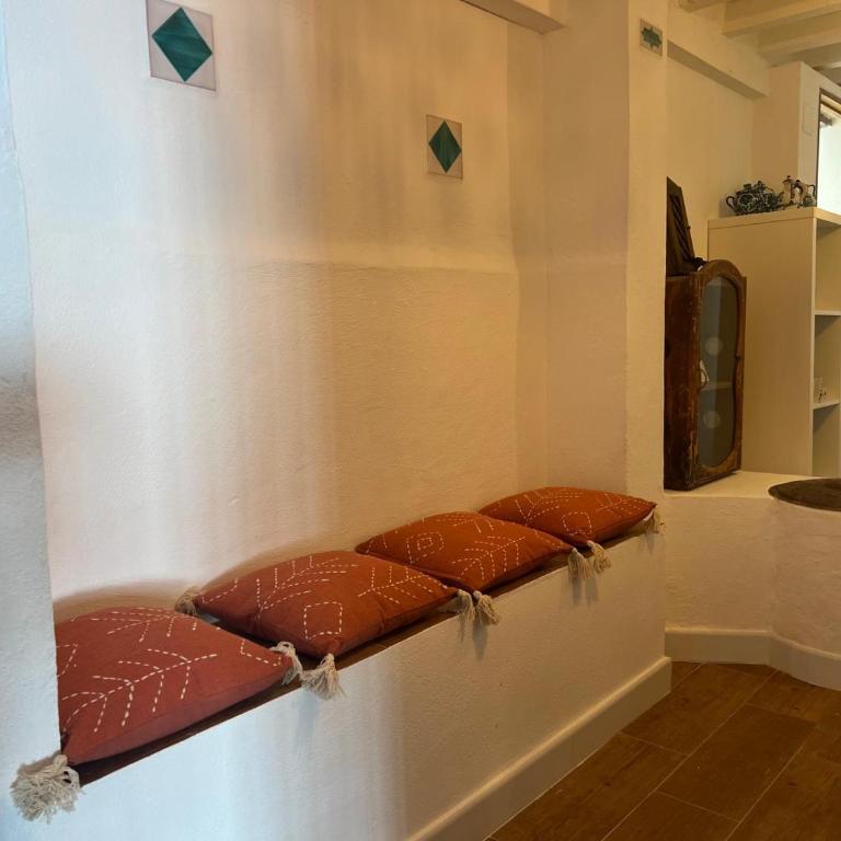 Cosy House, Sunny Terrace, Amazing Views & Outdoor Bathtub! - One-Bedroom House - 3