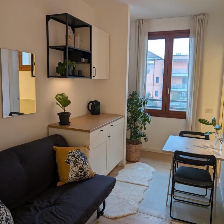 Luxury Suite - Zen Urban Retreat - Monolocale con Vista Giardino - 3