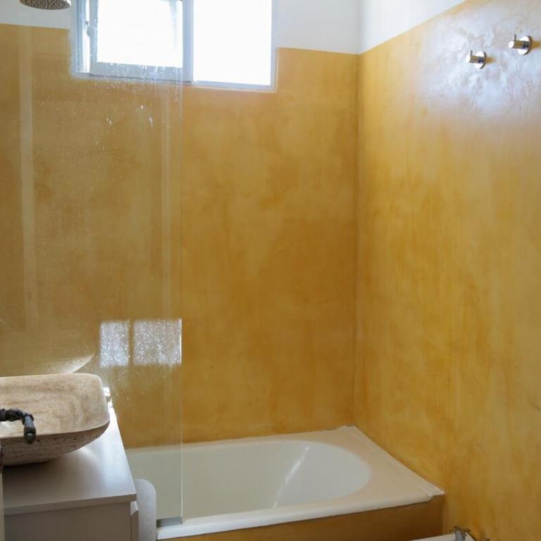 Full apartment with balcony, central location - Apartamento de 2 dormitorios - 12