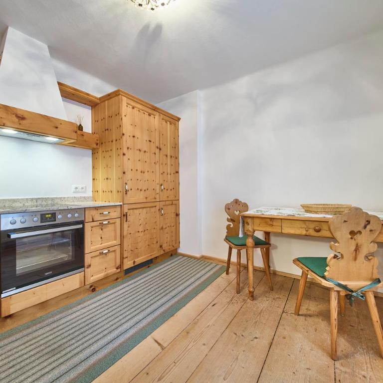 Haus Erni - Maison de Vacances - 24