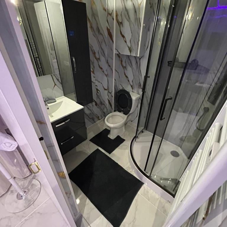 Luxueux T2 pour 2 a 4 pers Balneo jacuzzi 15 mn de valras plage - Appartement 1 Chambre - 8