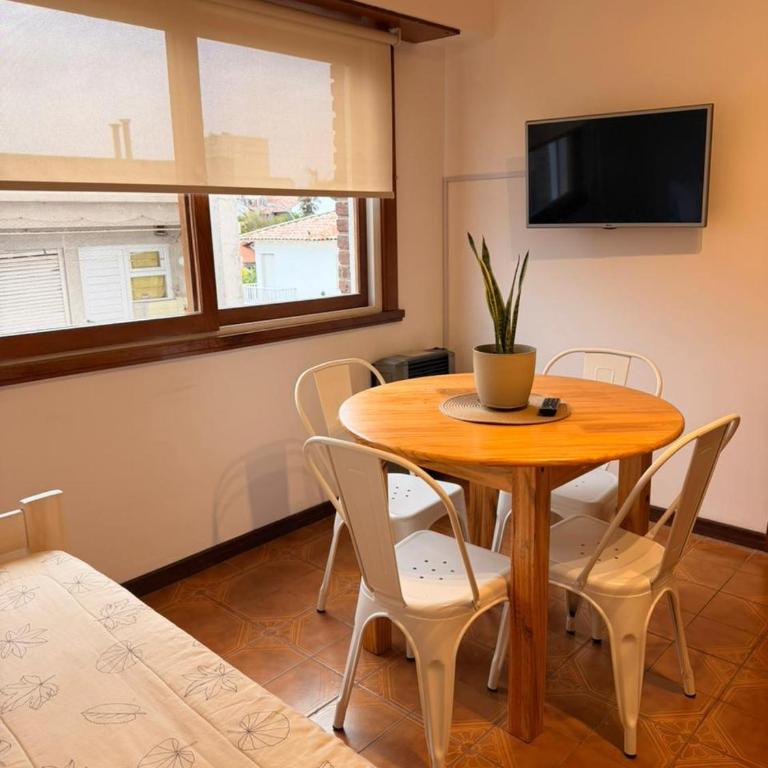 Departamento reciclado y cómodo a metros del mar - Apartamento de 1 dormitorio - 2