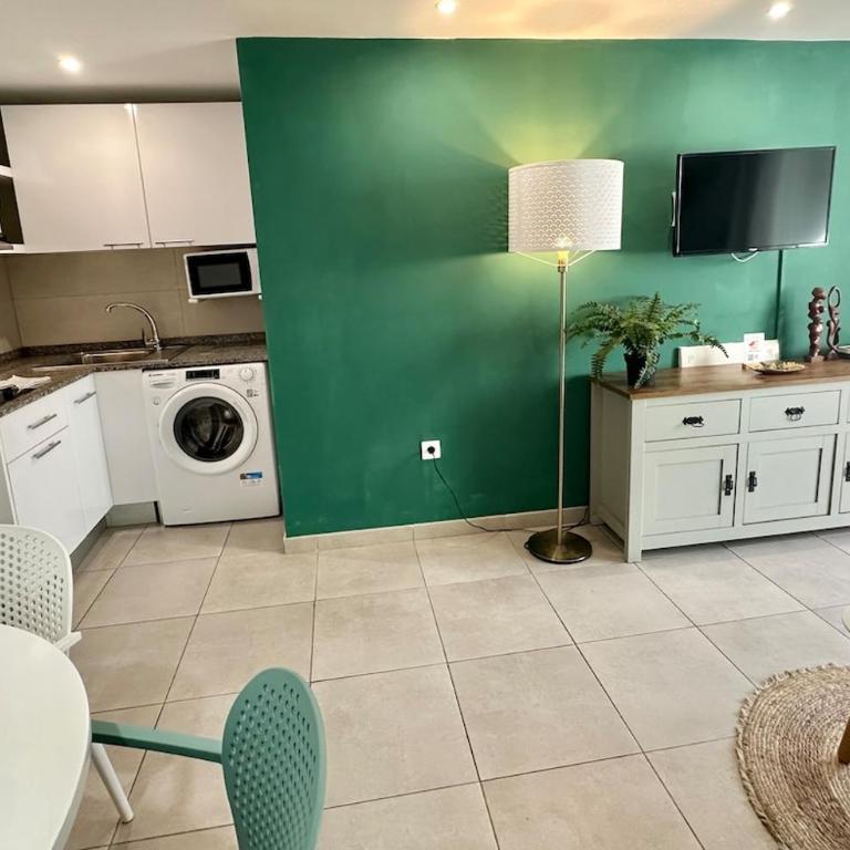 Chocolate Brownie Piscina, Terraza, Planta baja, parking y WIFI - Apartamento - 10