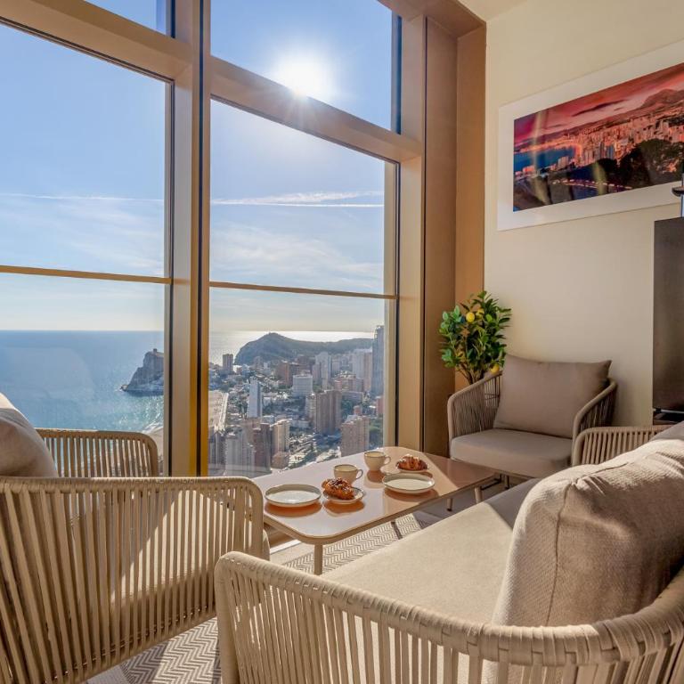 Intempo Apartment by Leo Apartments - Two-Bedroom Apartment with Sea View - 1