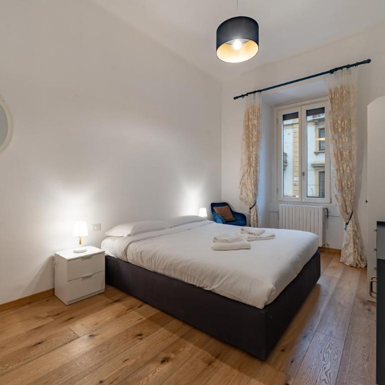 5 walk from Porta Venezia station, with 2 bedrooms - Appartamento con 2 Camere da Letto e Balcone - 2