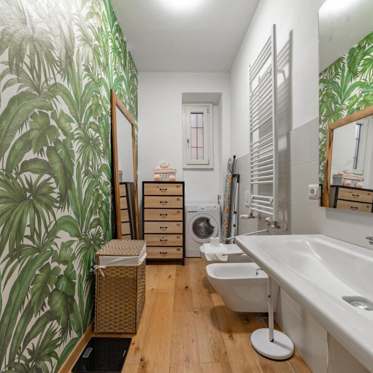 5 walk from Porta Venezia station, with 2 bedrooms - Appartamento con 2 Camere da Letto e Balcone - 25