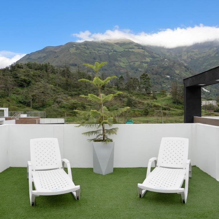 Lujoso departamento en Baños de Agua Santa - Two-Bedroom Apartment - 15