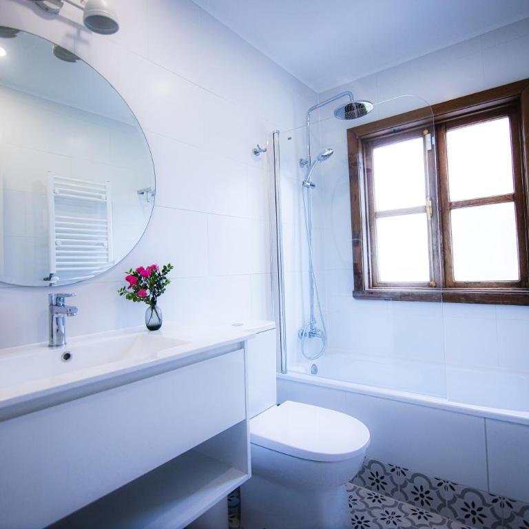 Casa Ecke-Frutillar bajo a una cuadra de la playa - Family Suite - 7