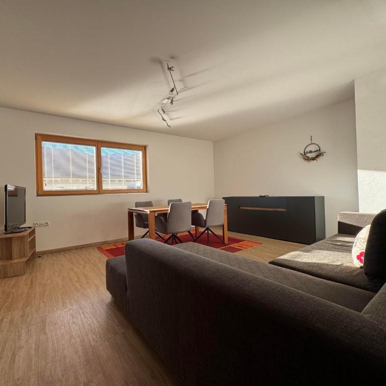 Ferienwohnung Eichenspaziert - Apartment mit 1 Schlafzimmer und Dusche - 1