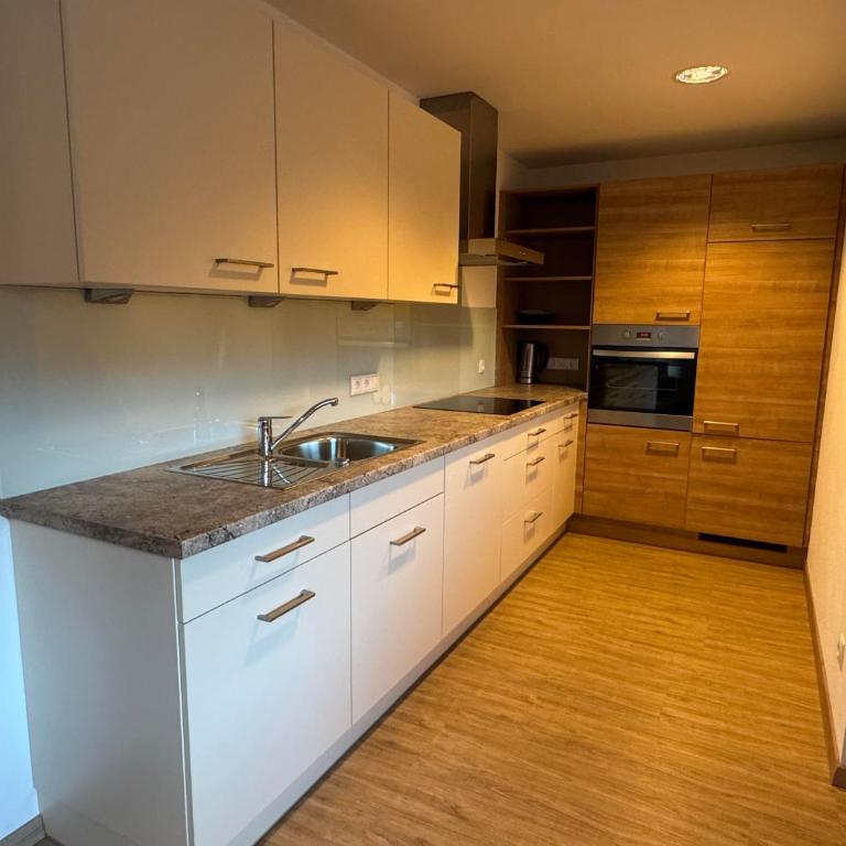 Ferienwohnung Eichenspaziert - Apartment mit 1 Schlafzimmer und Dusche - 3