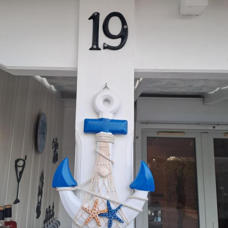 Petite maison dans résidence avec piscine et accès direct à la mer - Maison 2 Chambres - 24