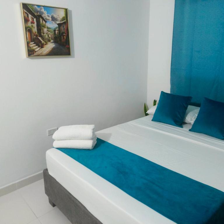 Hospedaje Torices Cartagena - Deluxe Room (2 Adults + 1 Child) - 1