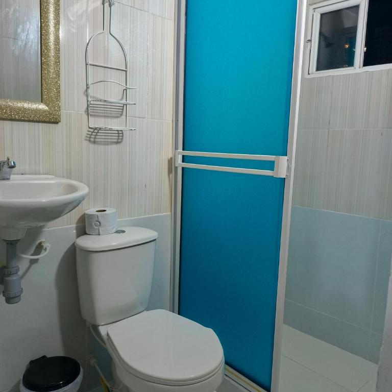 Hospedaje Torices Cartagena - Deluxe Room (2 Adults + 1 Child) - 4