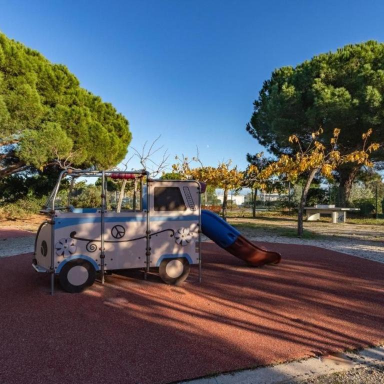 Studio avec terrasse - Accès plage - FR-1-816-22 - Appartement - 12