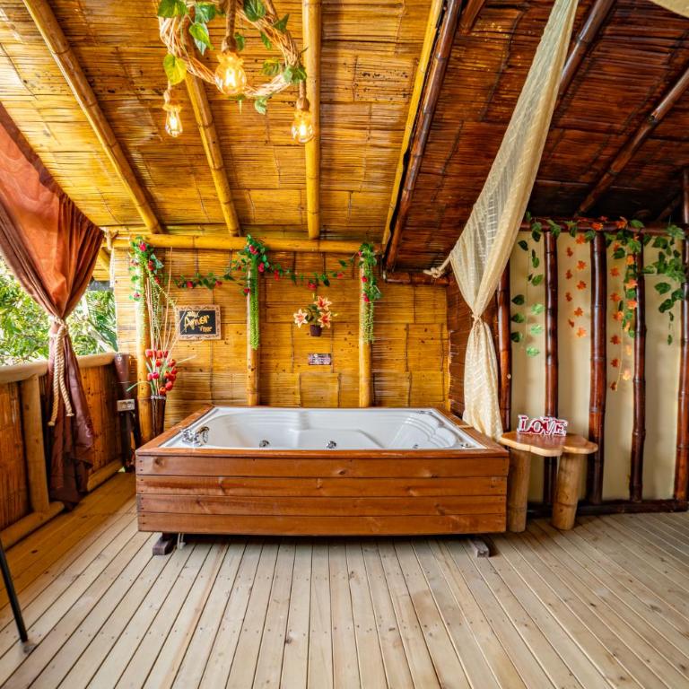 Glamping Mirador Santa Fe-Sopetran - Habitación Doble con vistas a la piscina - 8