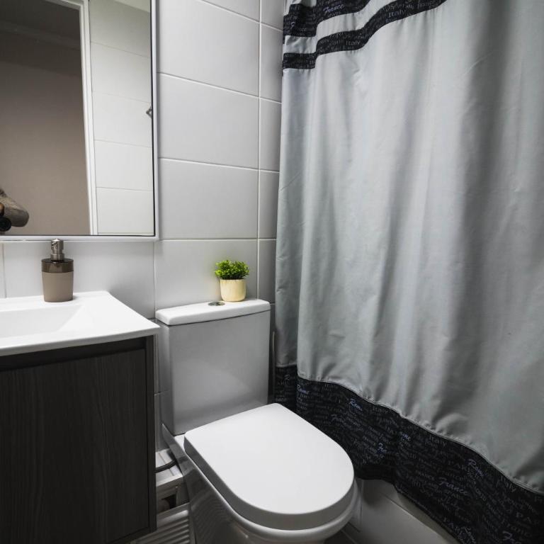 Exclusivo Departamento con Vista Panorámica al Mar a Solo 50 Metros de la Playa - Apartamento de 2 dormitorios - 33