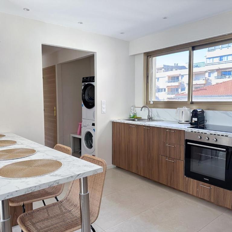 4-star suite close to Sea , Juan les Pins - Appartamento con 2 Camere da Letto - 5