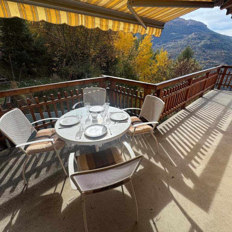Chalet Les Brantes, refuge atypique a Veysonnaz - Chalet - 15
