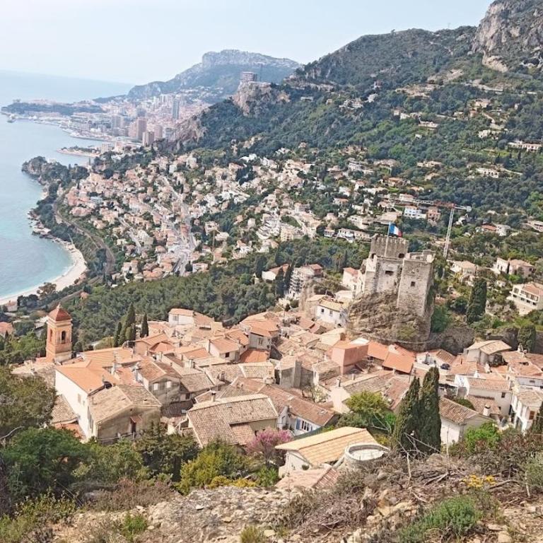 Dans village médiéval piétonnier, Suite exécutive vue mer exceptionnelle - Appartement 1 Chambre - 35