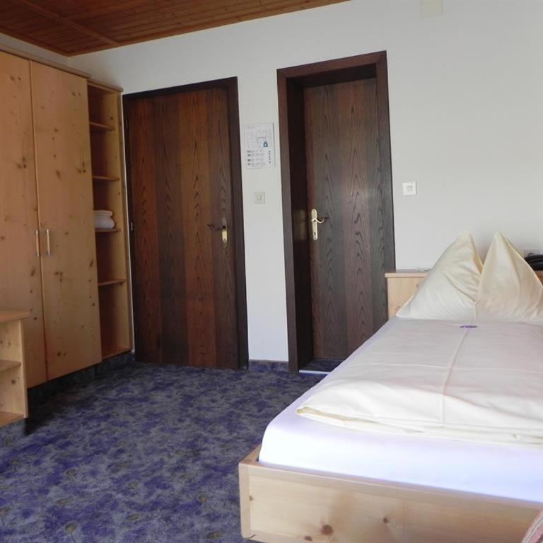 Premium Wanderhotel Steirerhof - Einzelzimmer mit Dusche - 7