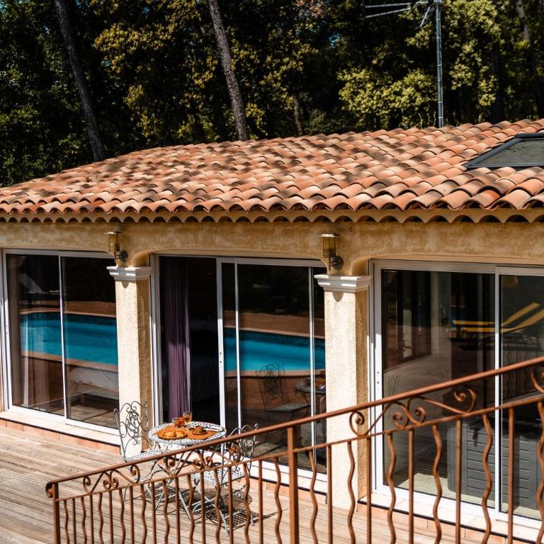 Villa Saint Louis - Villa avec Piscine Privée - 83