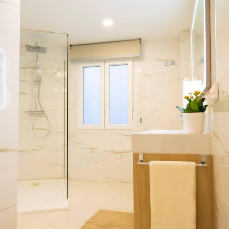 Cozy 4BR Apt • Sea views • Denia Port • WIFI • A/C - Apartamento de lujo de 4 dormitorios - 30