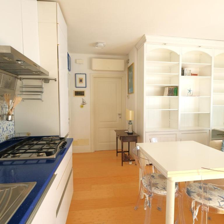 Stej Palace PIAZZA CARDUCCI con garage - Appartamento con 1 Camera da Letto - 14