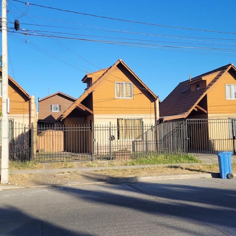 Casa acogedora en calle principal de Talca - Three-Bedroom House - 10