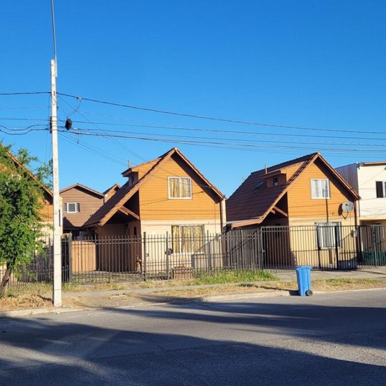 Casa acogedora en calle principal de Talca - Three-Bedroom House - 14