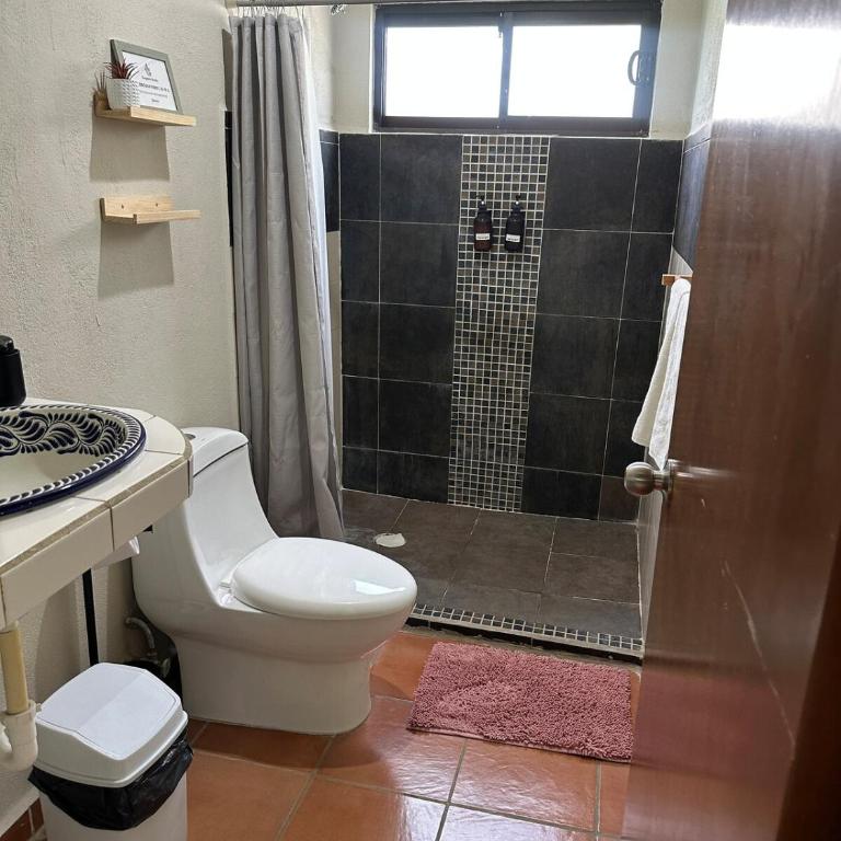 House for 10 people with Bungalow in the center - Three-Bedroom Apartment - 19