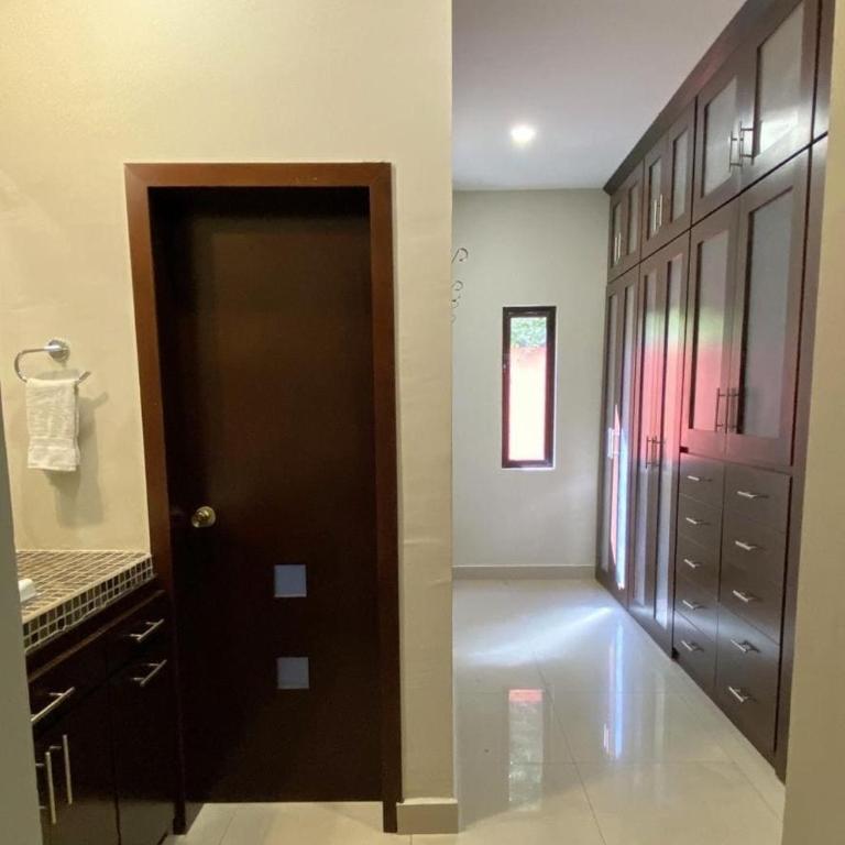 House for 10 people with Bungalow in the center - Three-Bedroom Apartment - 32