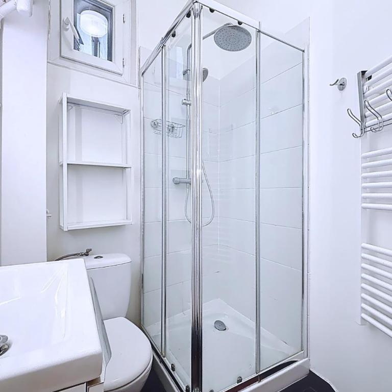 Grand 3-pièces près Porte de Versailles - Appartement - 17