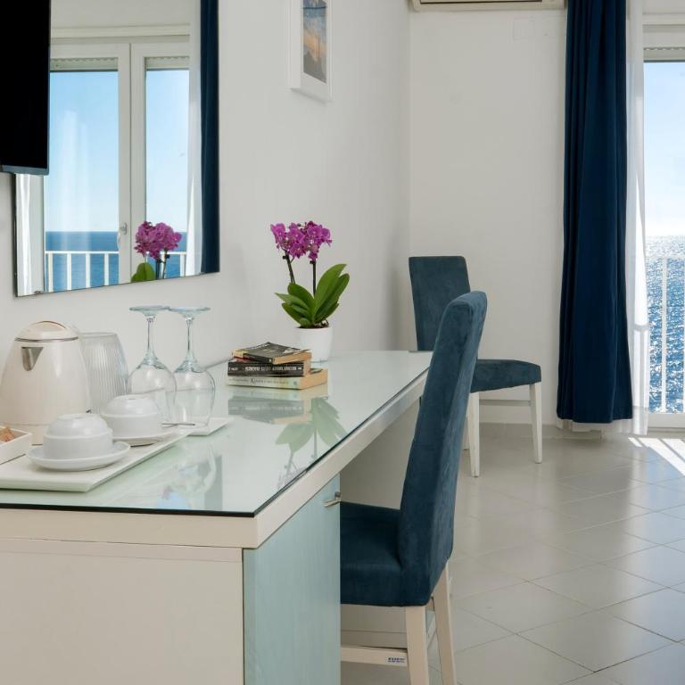Hotel Weber Ambassador - Camera Familiare Superior - 5