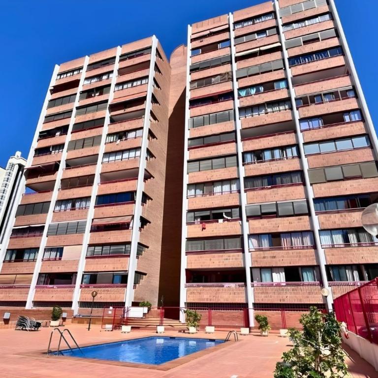 Stylish flat swimming pool parking near the beach - Apartment - 32