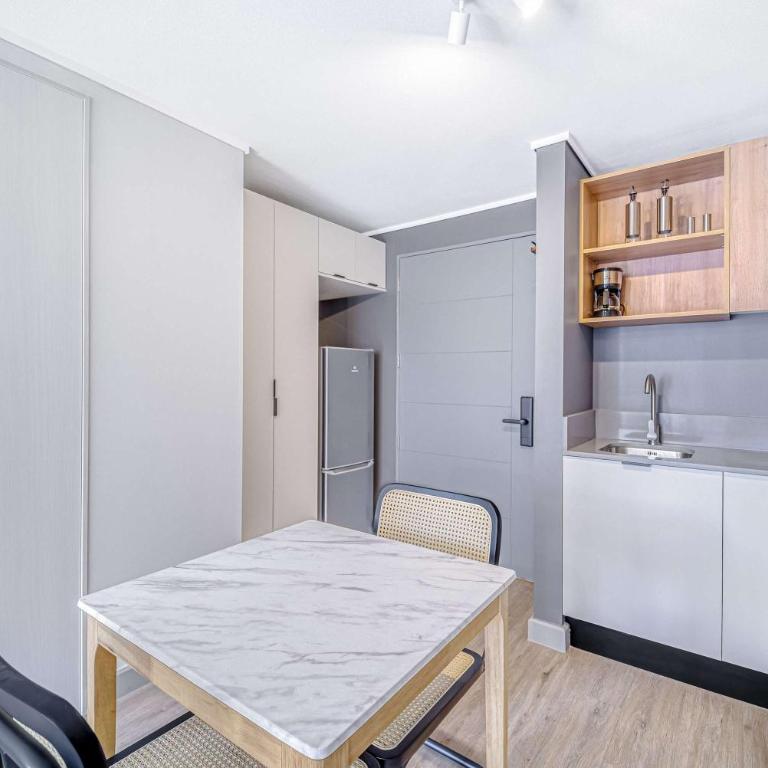 Nomad Stay Chic apartment Pool Wifi near La Moneda - Apartment - 11