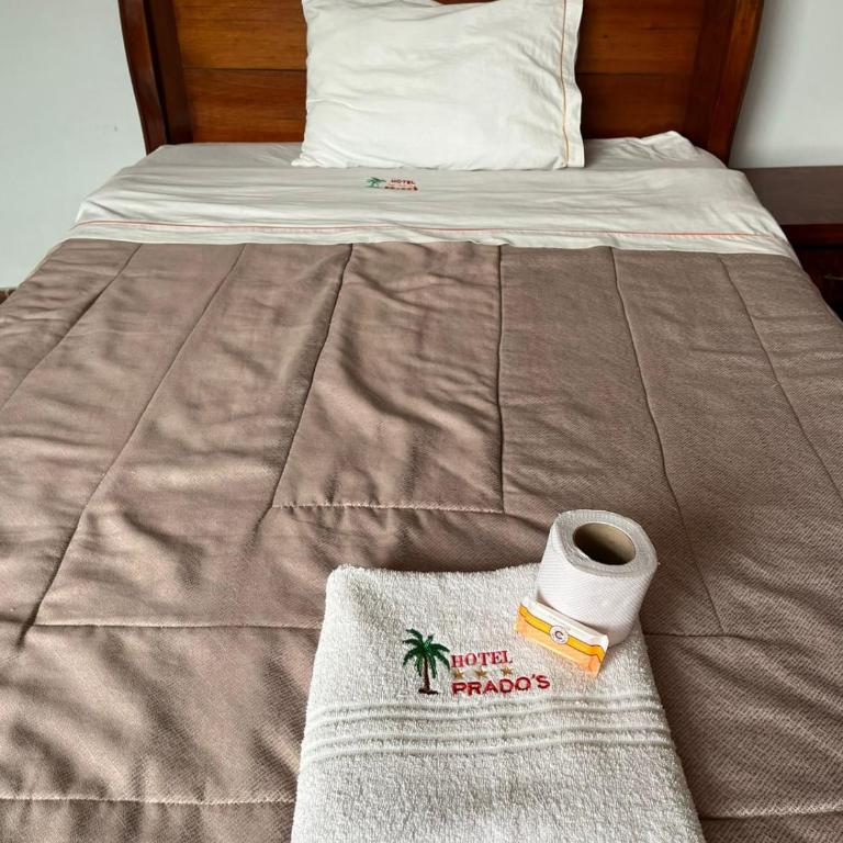 Hotel PRADO'S - Double Room with Private Bathroom - 3