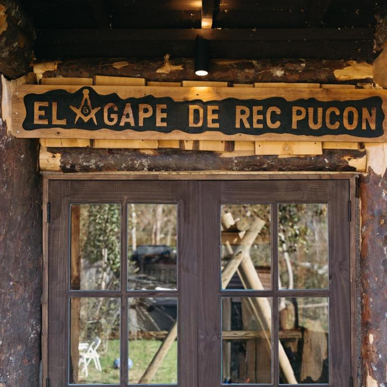 Pucón Rec-Lodge Cabaña Loro Tricahue - Two-Bedroom House - 56
