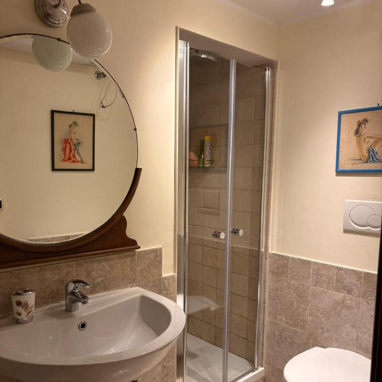 Loft 3B - One-Bedroom Apartment - 14