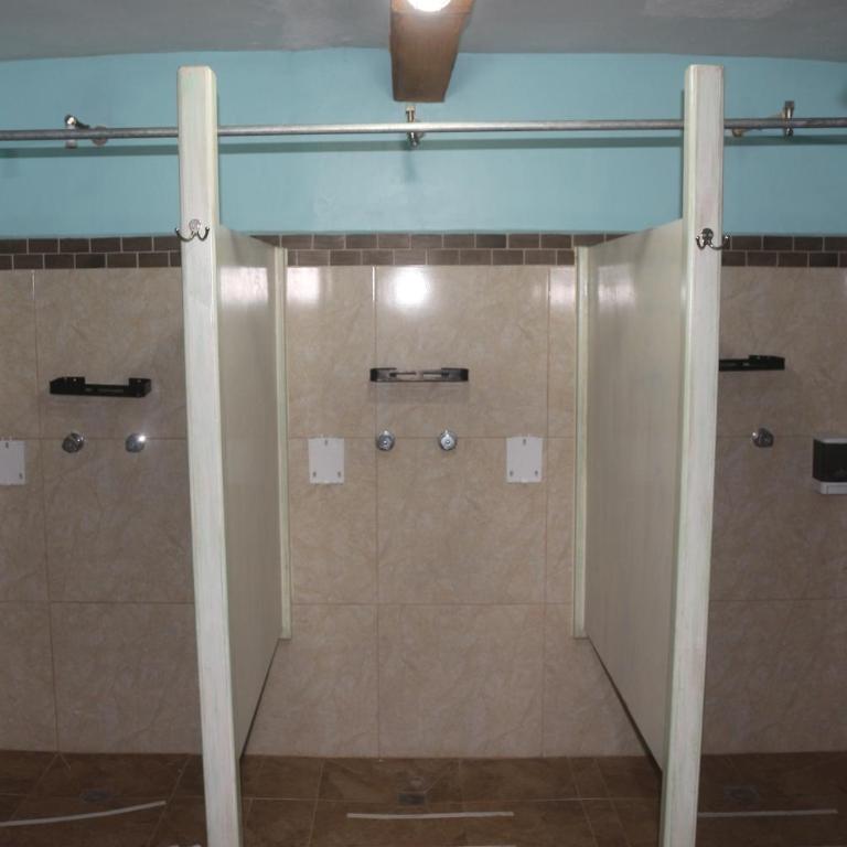 Casa SoLuna Hostel - Cama individual en habitación compartida masculina, equipada con baño compartido. - 15