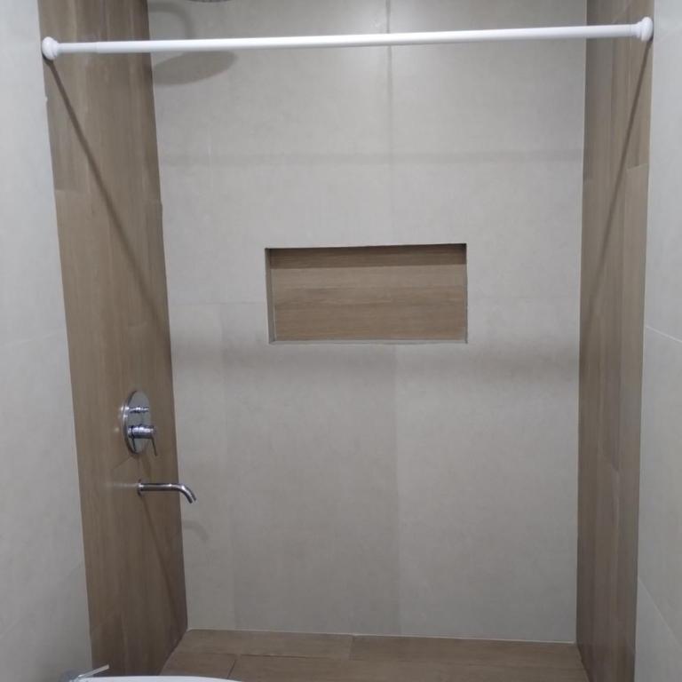 Apart Ezeiza F- hasta 5 personas con cochera - Apartamento de 2 dormitorios - 4