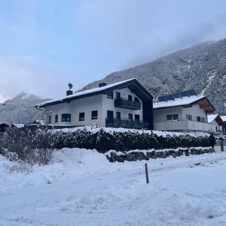 Apart Summit - Apartment mit 3 Schlafzimmern und Bergblick - 14