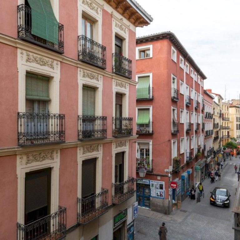 Stylish and Refurbished - 3B 1BT - Lavapies - Three-Bedroom Apartment - 19