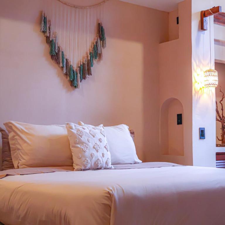 Enigmatic Boutique Hotel - Suite Deluxe - 9